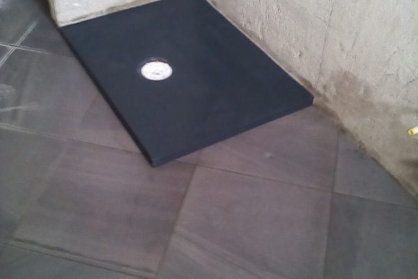 Rifacimento bagno in ardesia